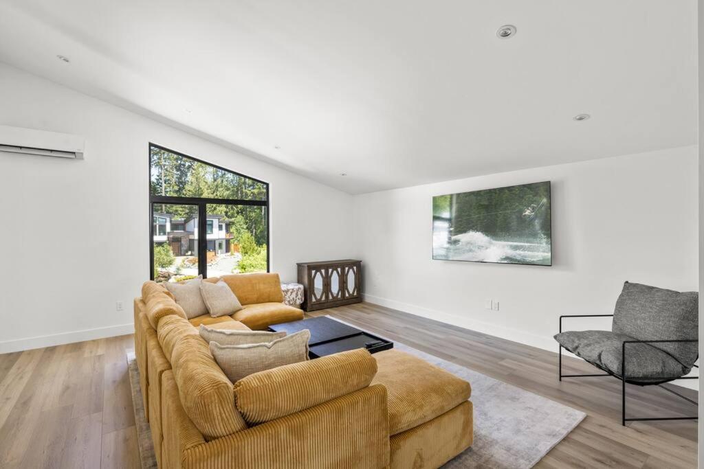Kelly'S Sunset Lake Retreat Shawnigan Lake Extérieur photo